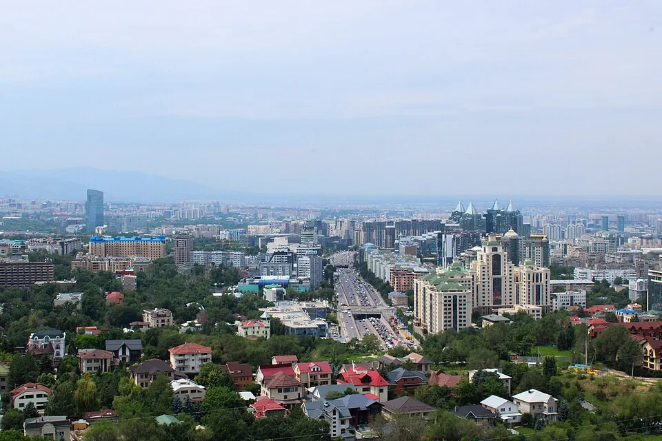 阿拉木图城市风景